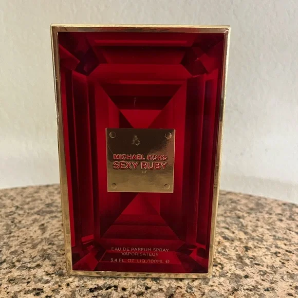 Michael Kors Sexy Ruby Eau de Parfum - Rich Red 3.4oz - Picture 3 of 3